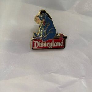 Disney Pin Disneyland Character Sign Series Eeyore Pin